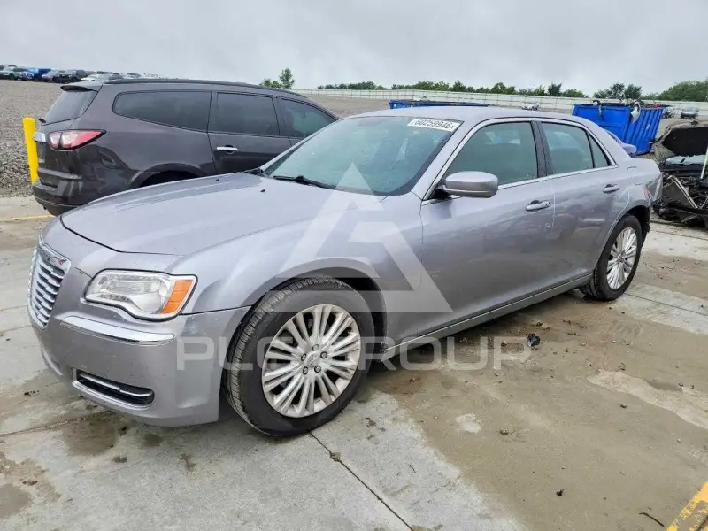 2014 Chrysler 300 фото