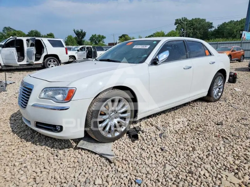2014 Chrysler 300 фото