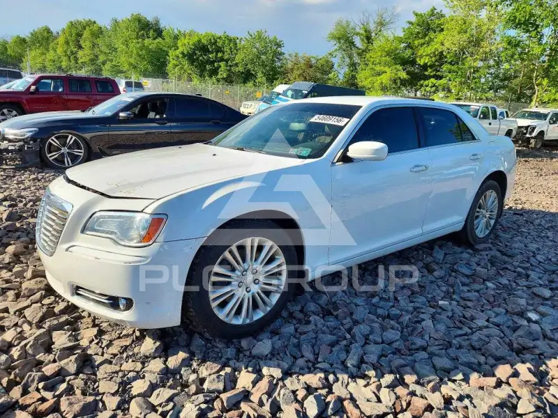 2014 Chrysler 300 фото