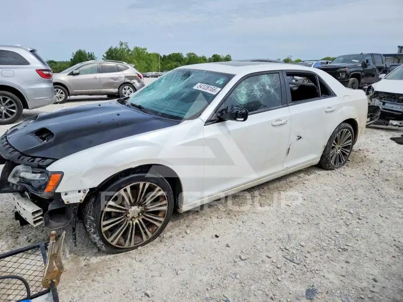 2014 Chrysler 300 фото