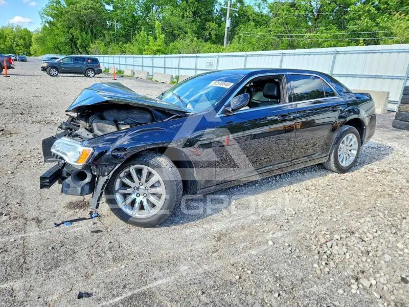 2014 Chrysler 300 photo