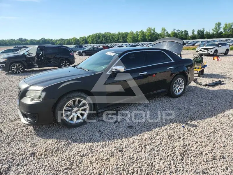 2014 Chrysler 300 photo