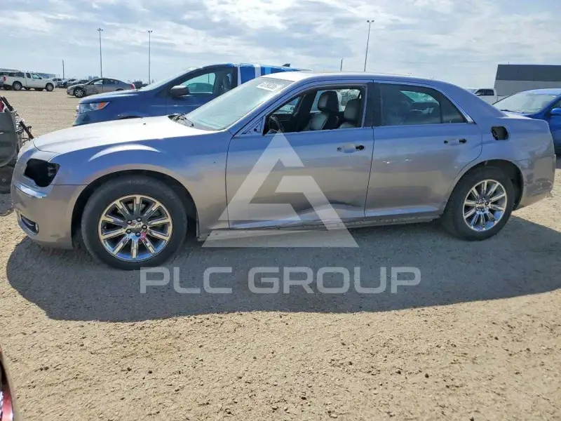 2014 Chrysler 300 фото