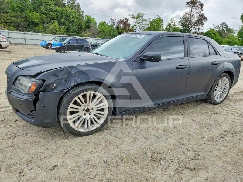 2014 Chrysler 300 photo