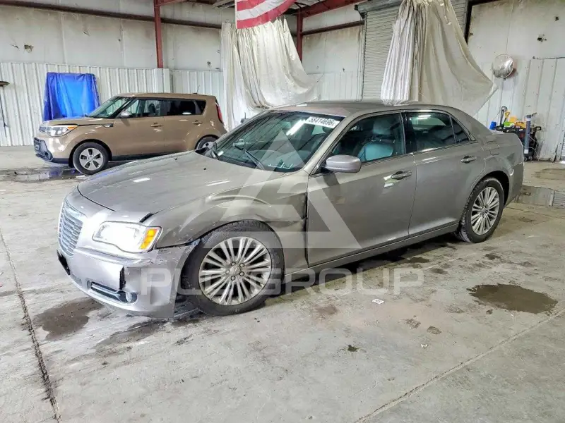 2014 Chrysler 300 photo