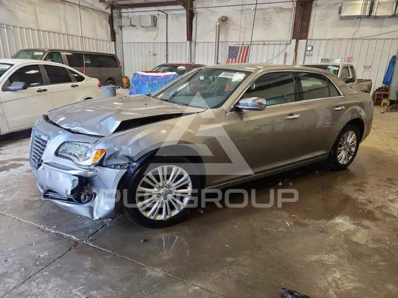 2014 Chrysler 300 фото