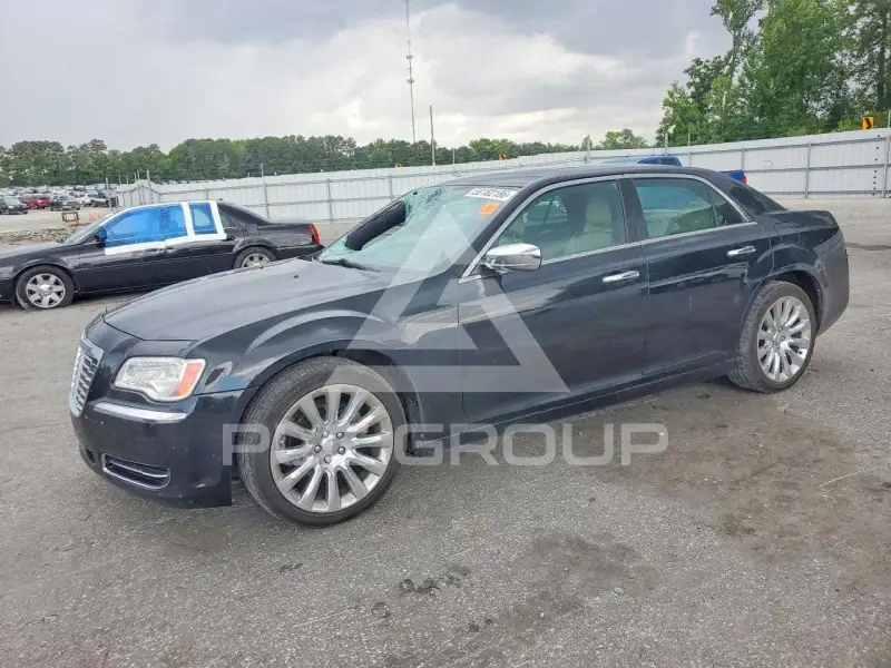 2014 Chrysler 300 фото