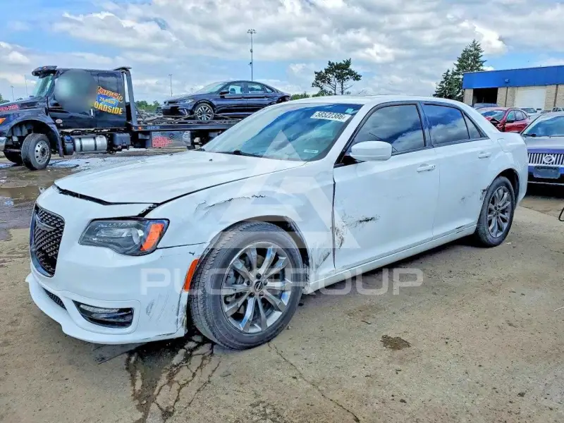2014 Chrysler 300 фото
