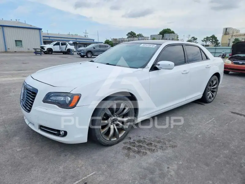 2014 Chrysler 300 фото