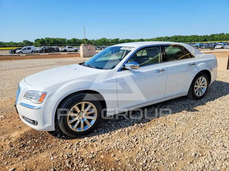 2014 Chrysler 300 фото