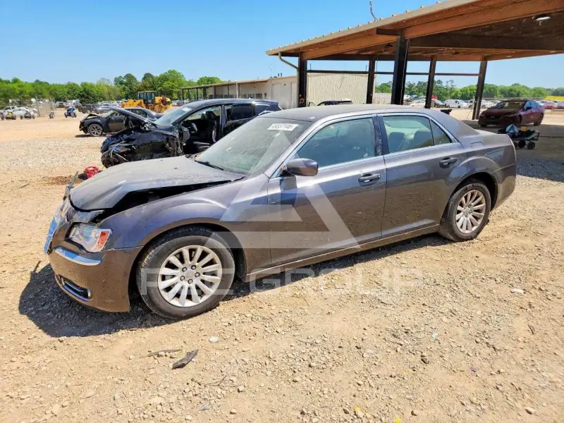 2014 Chrysler 300 photo