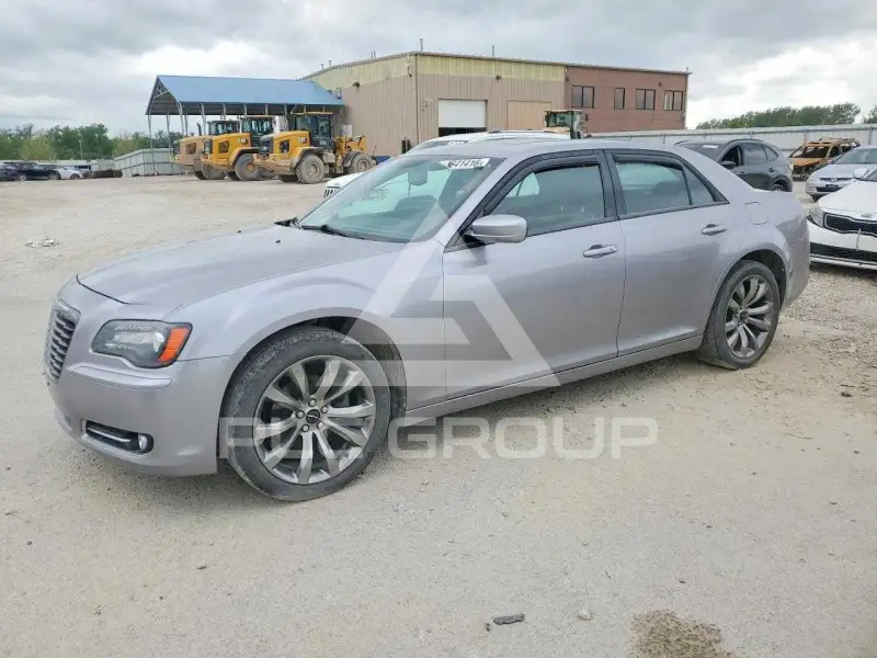 2014 Chrysler 300 photo