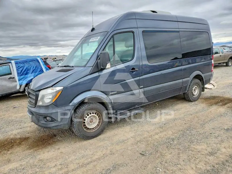 2014 Mercedes Benz Sprinter photo