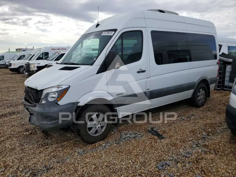 2014 Mercedes Benz Sprinter photo