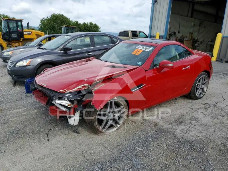 2014 Mercedes Benz SLK-Class фото