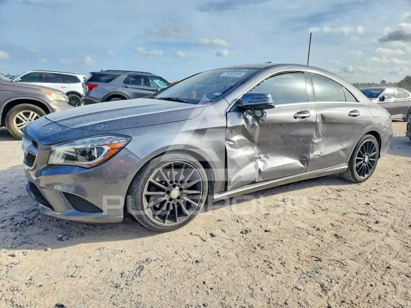 2014 Mercedes Benz CLA-Class фото