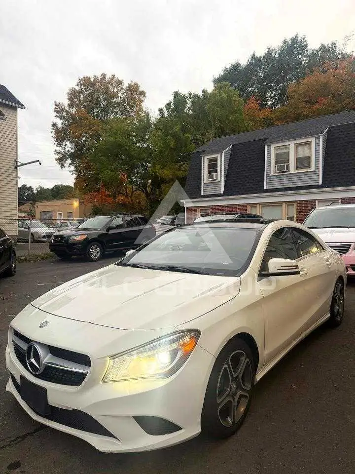 2014 Mercedes Benz CLA-Class фото
