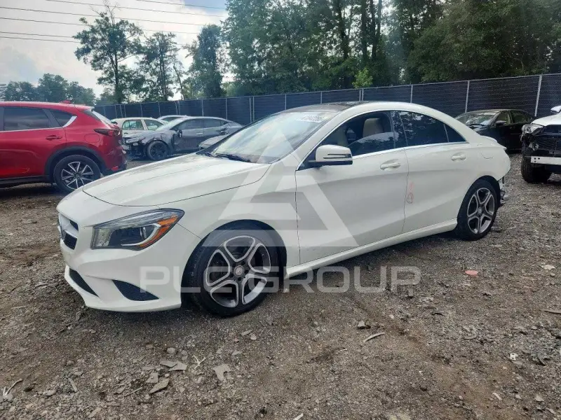2014 Mercedes Benz CLA-Class фото