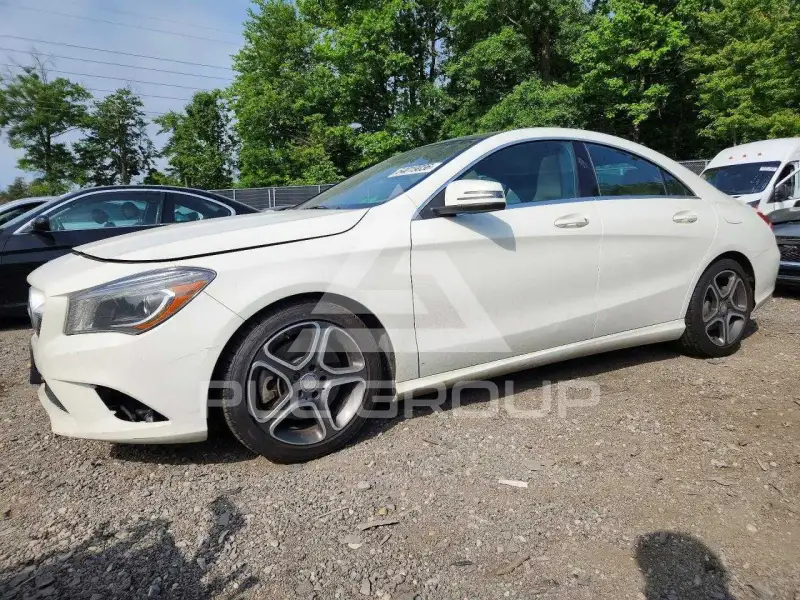 2014 Mercedes Benz CLA-Class фото