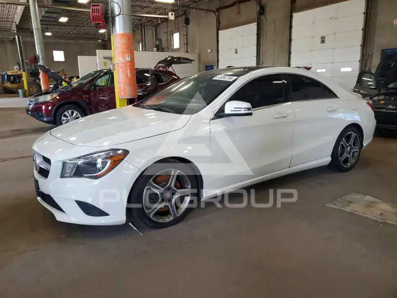 2014 Mercedes Benz CLA-Class фото