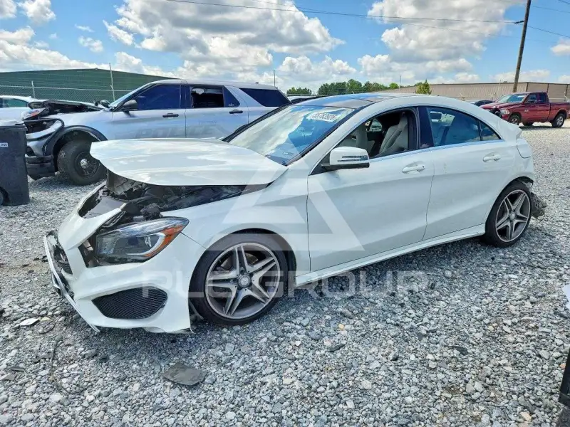 2014 Mercedes Benz CLA-Class фото