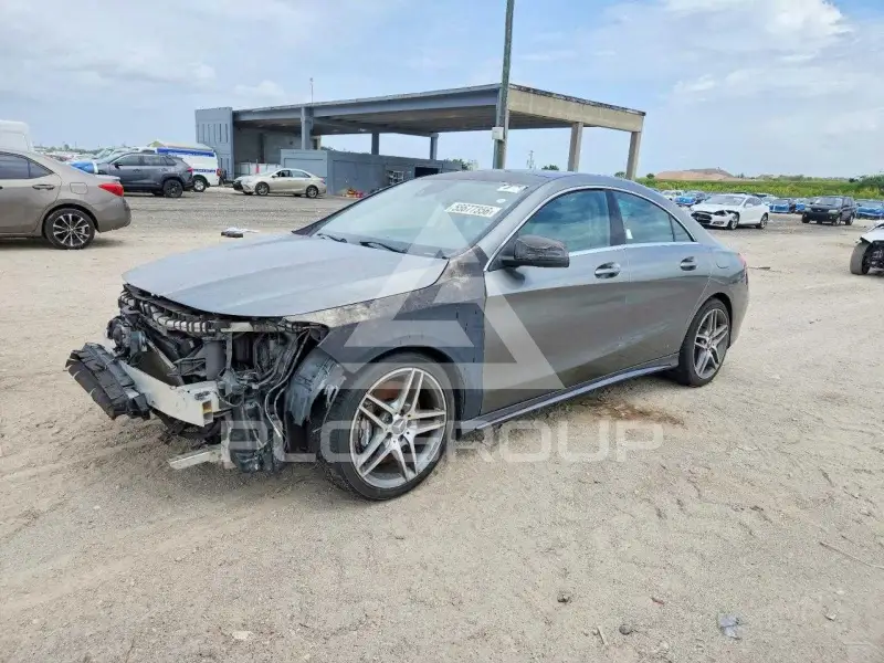 2014 Mercedes Benz CLA-Class фото