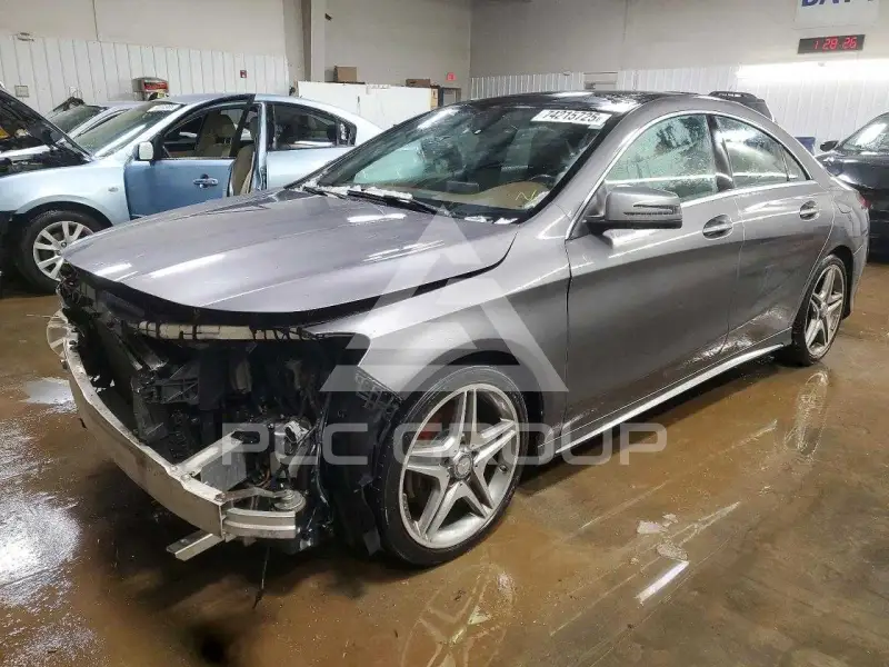 2014 Mercedes Benz CLA-Class photo
