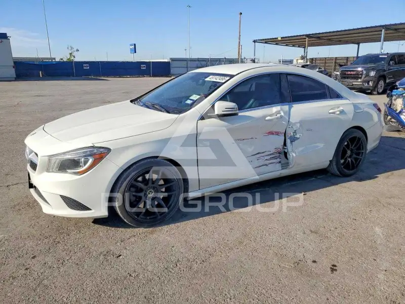 2014 Mercedes Benz CLA-Class фото