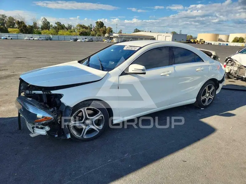 2014 Mercedes Benz CLA-Class photo