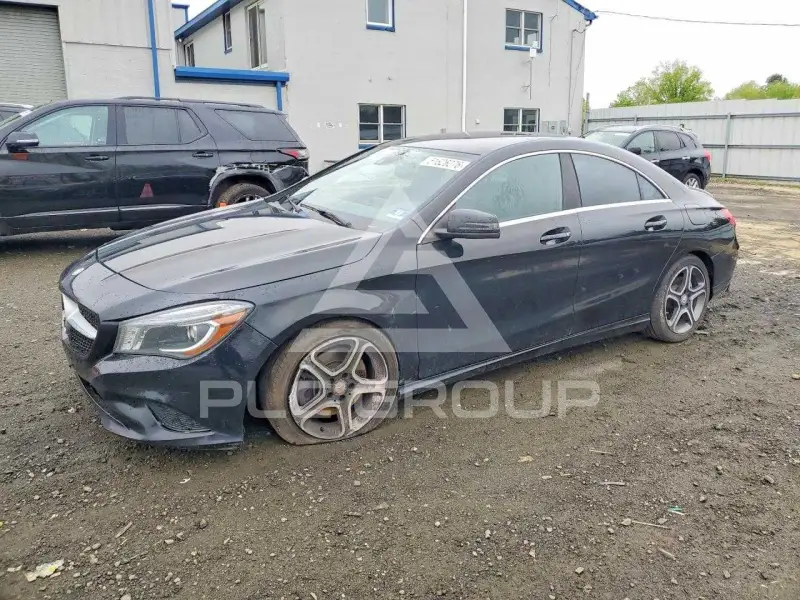 2014 Mercedes Benz CLA-Class фото