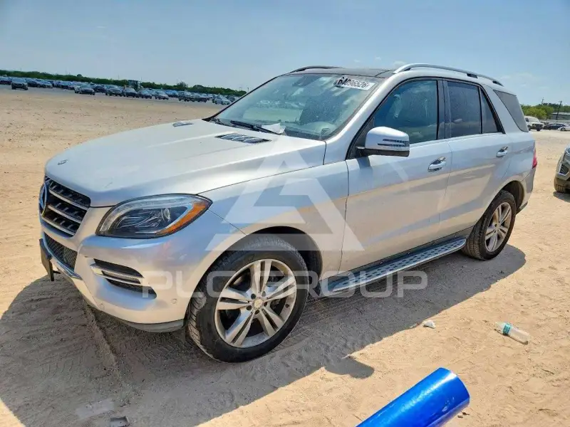 2014 Mercedes Benz ML-Class фото