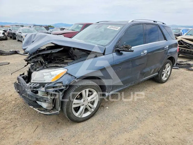 2014 Mercedes Benz ML-Class фото