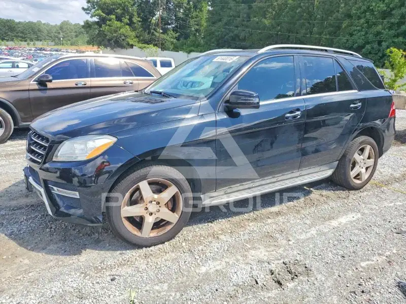 2014 Mercedes Benz ML-Class фото