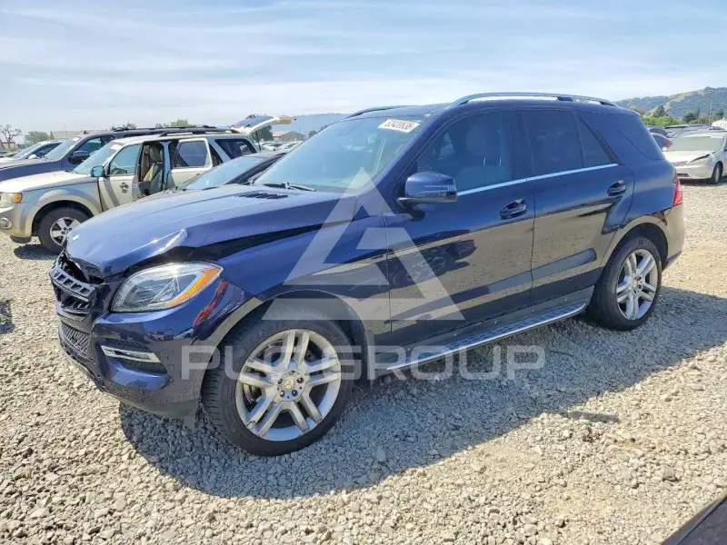 2014 Mercedes Benz ML-Class фото