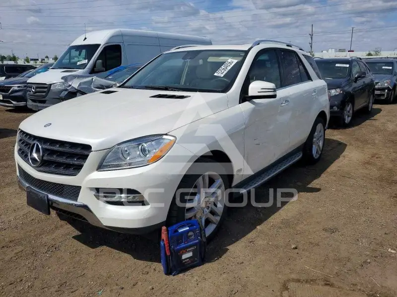2014 Mercedes Benz ML-Class фото