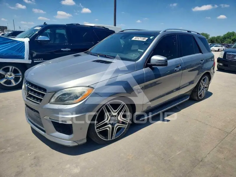 2014 Mercedes Benz ML-Class фото