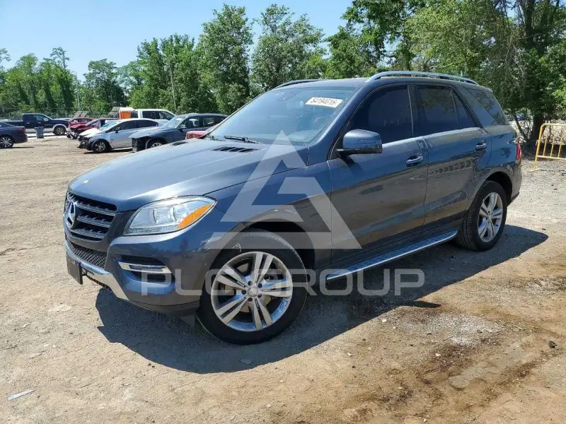 2014 Mercedes Benz ML-Class photo