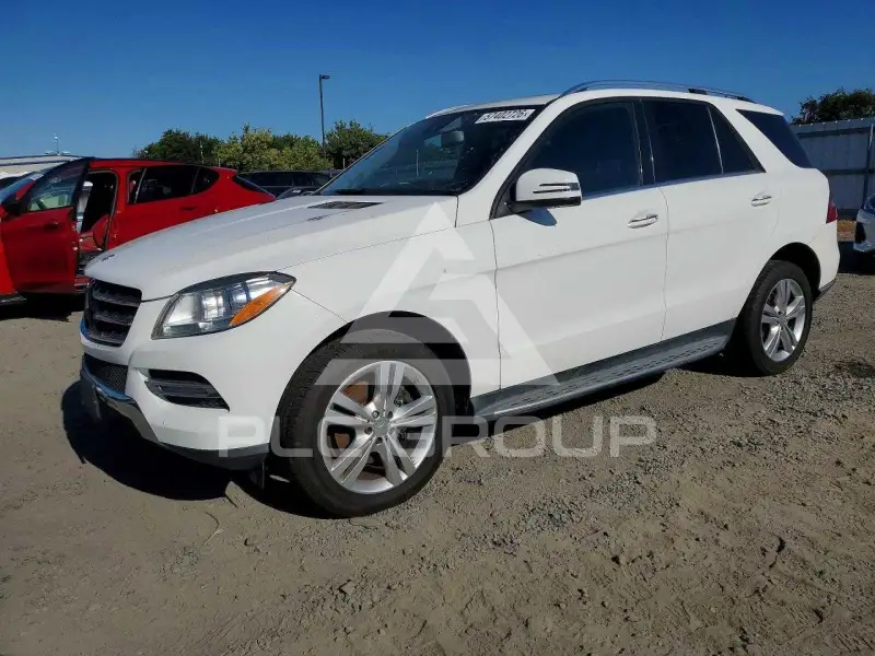 2014 Mercedes Benz ML-Class photo