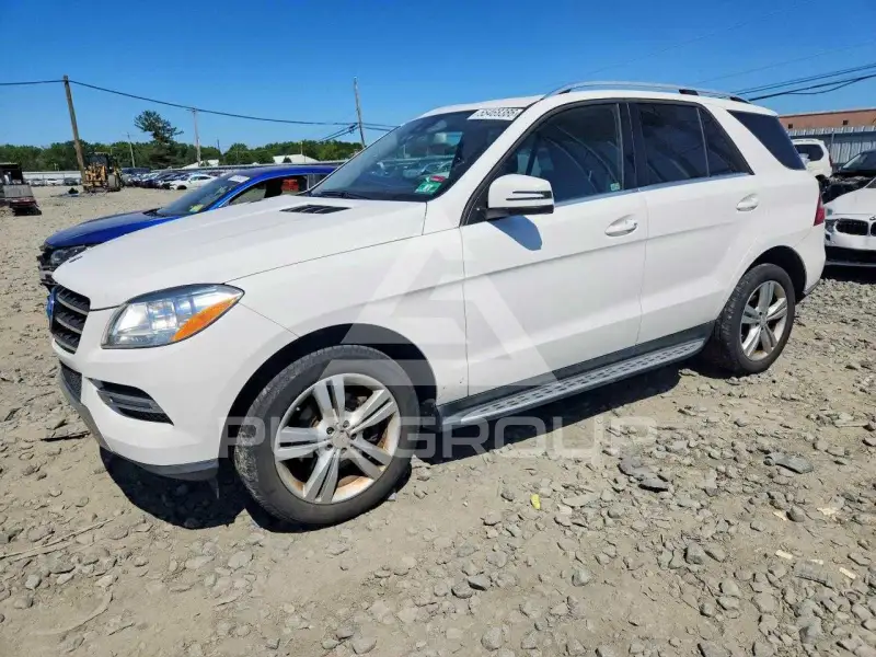 2014 Mercedes Benz ML-Class фото