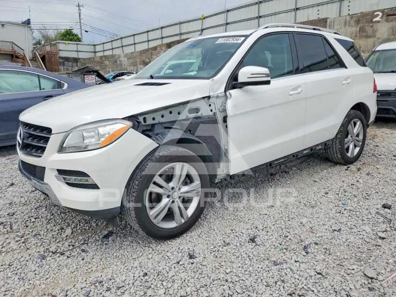 2014 Mercedes Benz ML-Class фото