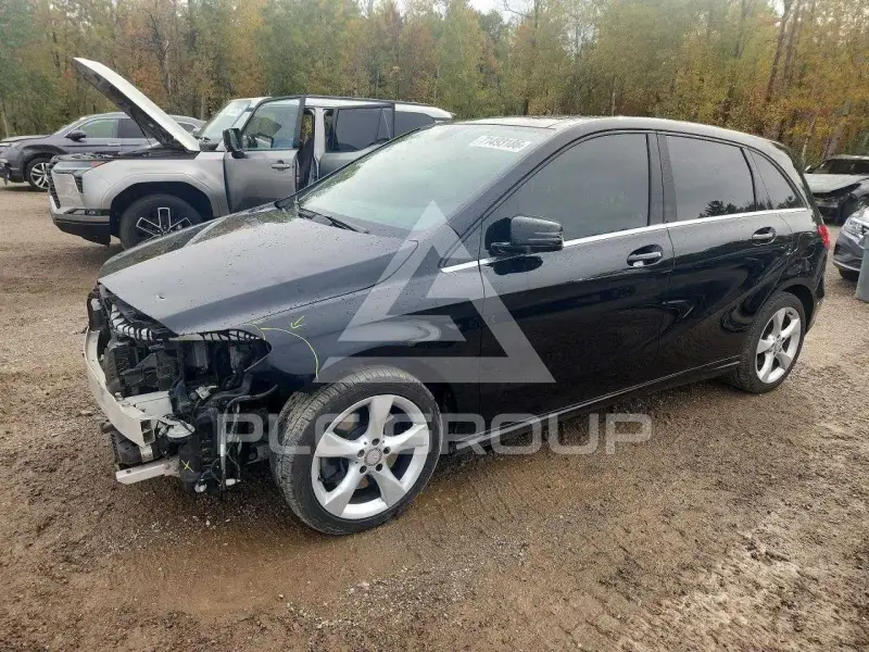 2014 Mercedes Benz B 250 photo