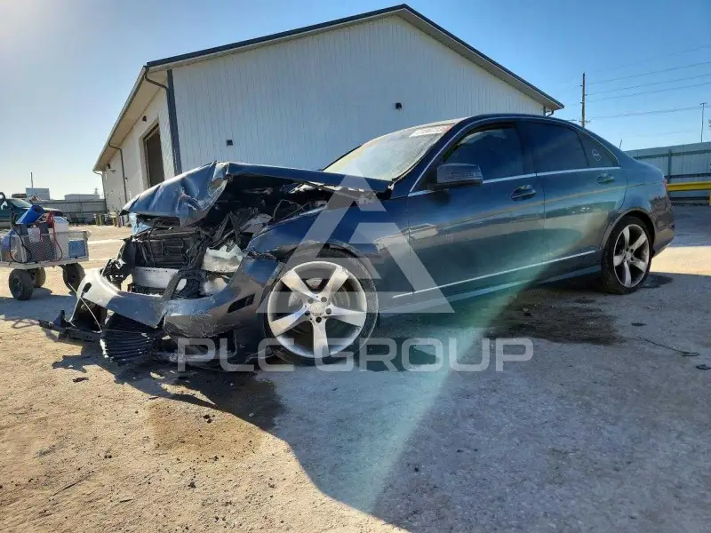 2014 Mercedes Benz C-Class фото