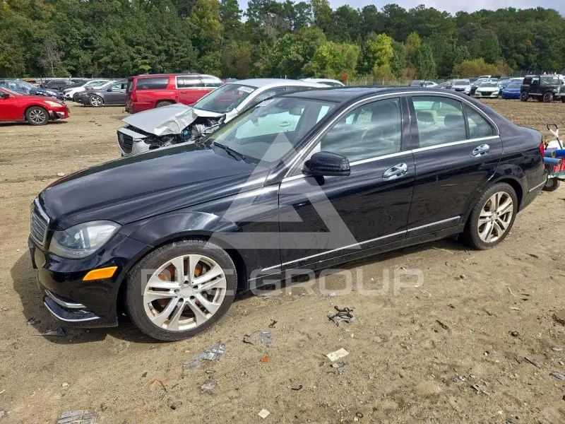 2014 Mercedes Benz C-Class фото