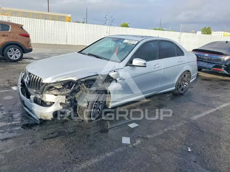 2014 Mercedes Benz C-Class фото