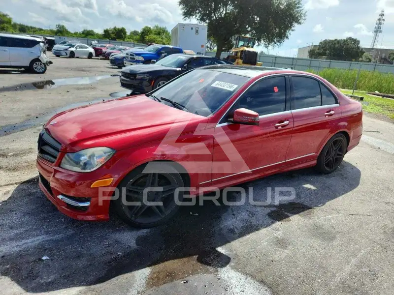 2014 Mercedes Benz C-Class фото