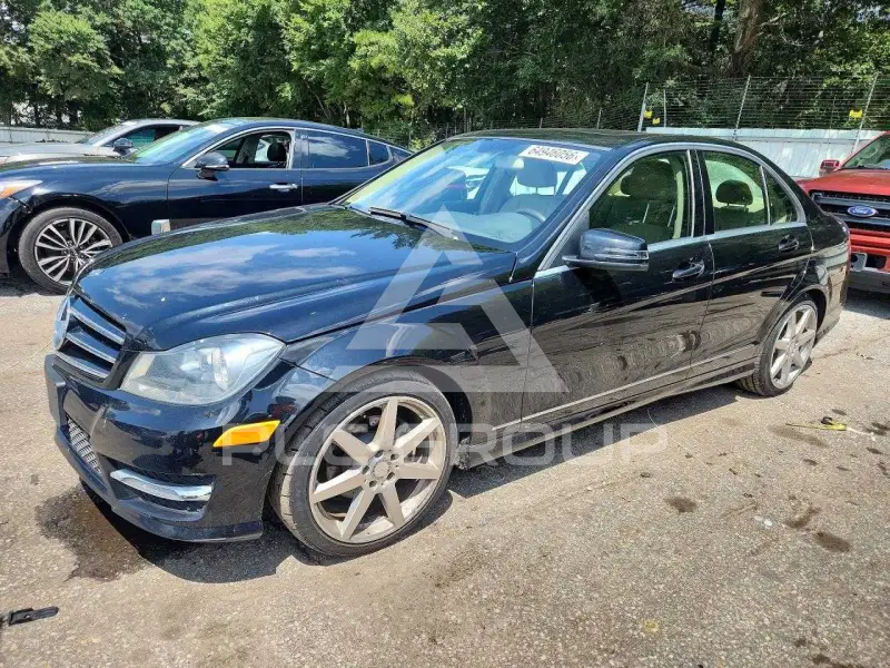 2014 Mercedes Benz C-Class фото