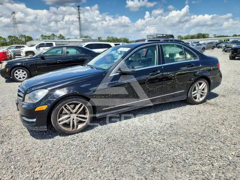 2014 Mercedes Benz C-Class фото