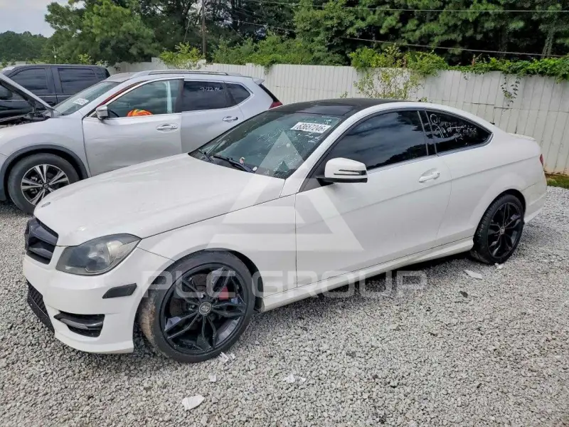 2014 Mercedes Benz C-Class photo