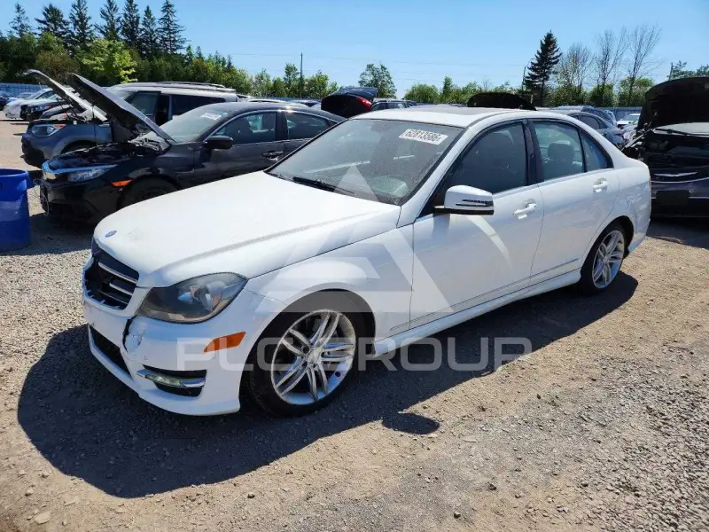2014 Mercedes Benz C-Class фото