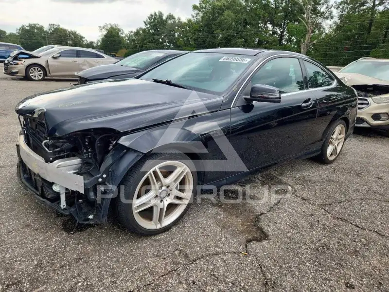 2014 Mercedes Benz C-Class фото